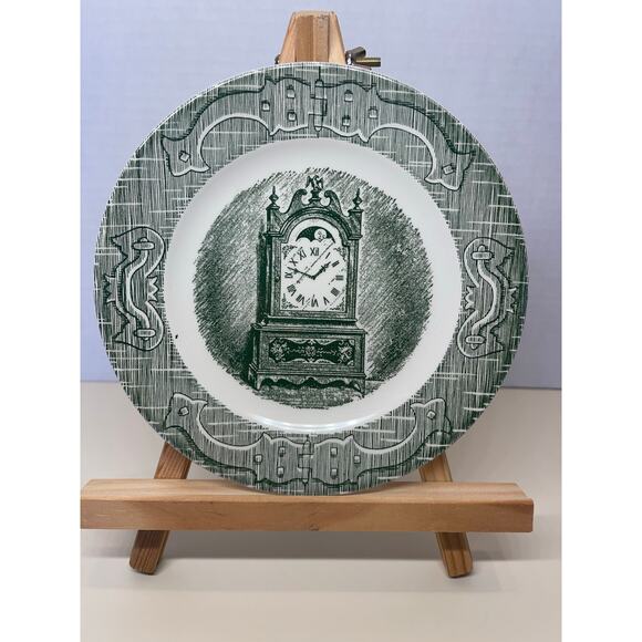 Vintage Royal China, The Old Curiosity Plate with Clock - Picture 1 of 2